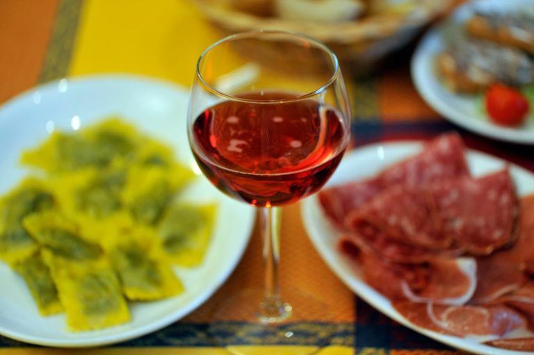 La Storia del Lambrusco in 6 punti curiosi