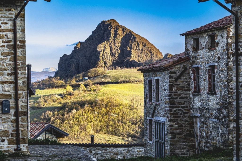 Val Trebbia (PC), Pietra Parcellara Ph. Gabriele Balordi via shutterstock