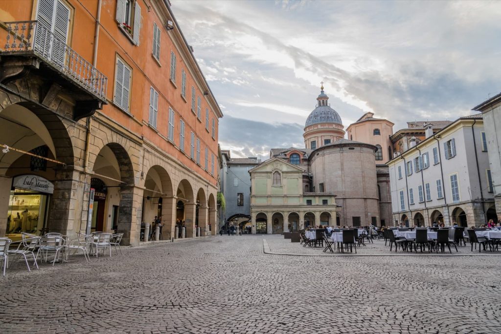 Reggio Emilia, Piazza San Prospero Ph.simonelugarini WLM2016 (CC BY SA)