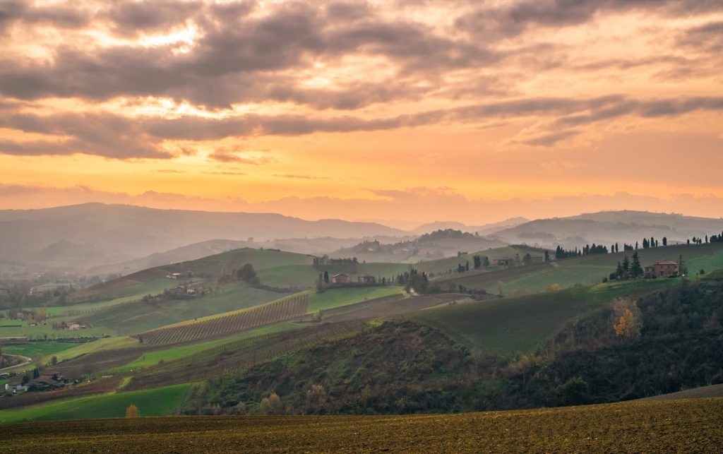 Colli Bolognesi Ph. Giorgio Morara via shutterstock